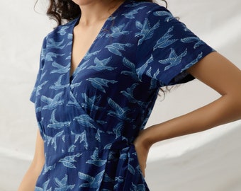 Tiered bird print wrap dress