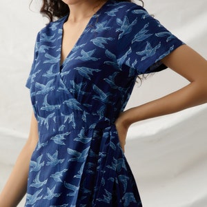 Tiered bird print wrap dress