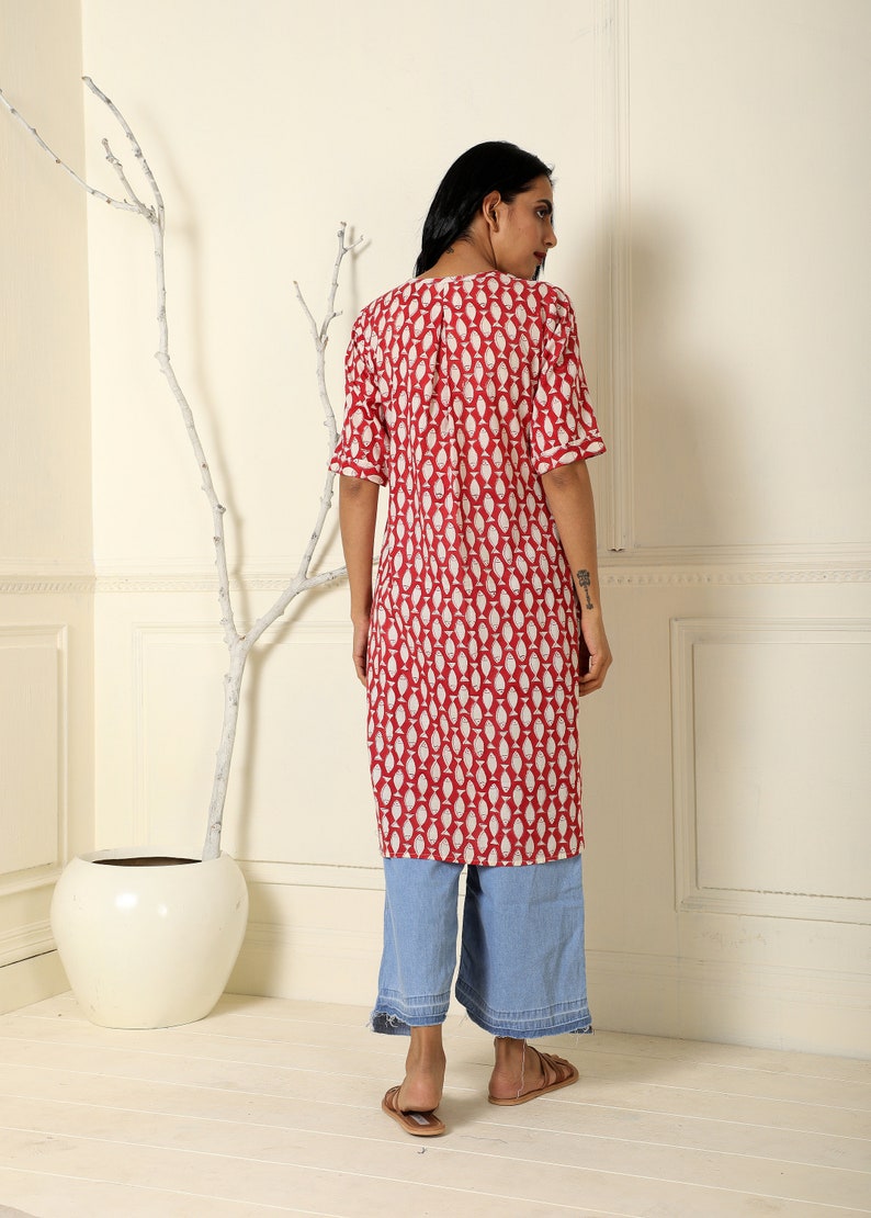 Quirky printed high-low tunic