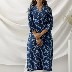 Indigo floral block print tunic immagine 6