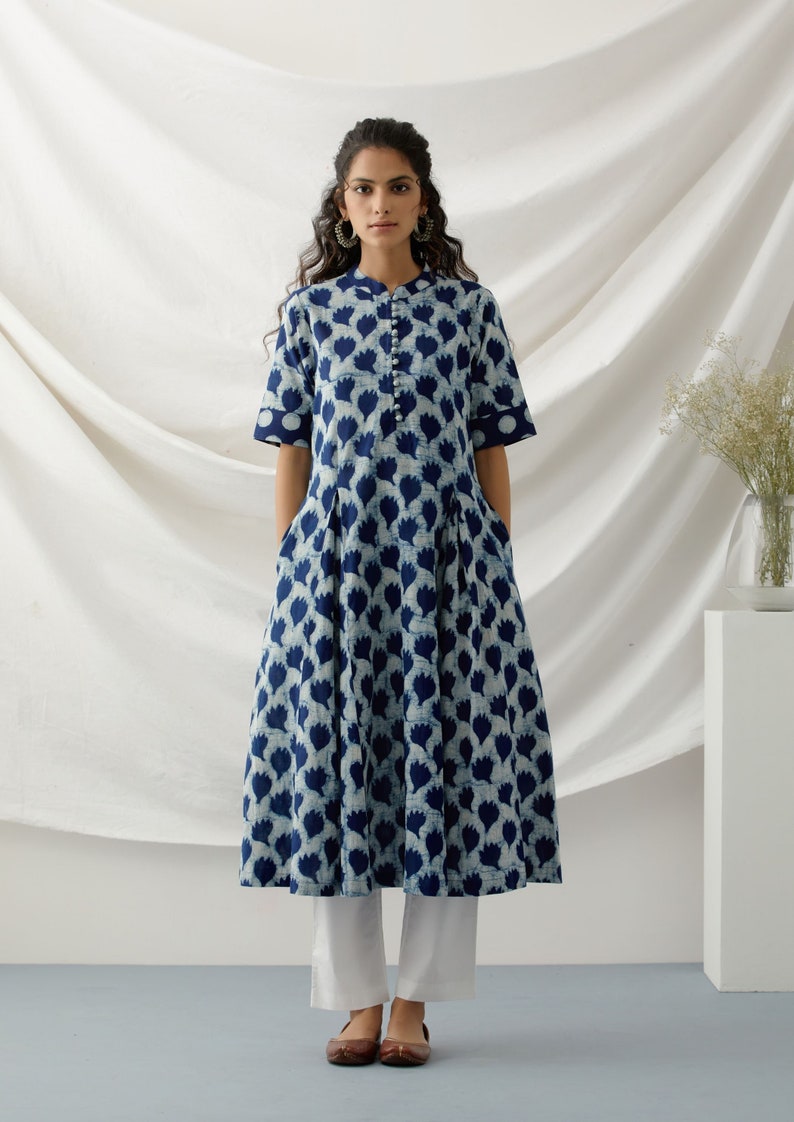 Block print tunic midi dress image 5