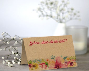 50 Platzkarten Hochzeit, Tischkarten Hochzeit im Format A7, "Schön, dass du da bist"   (DIN A7, Kraftpapier Blumen)