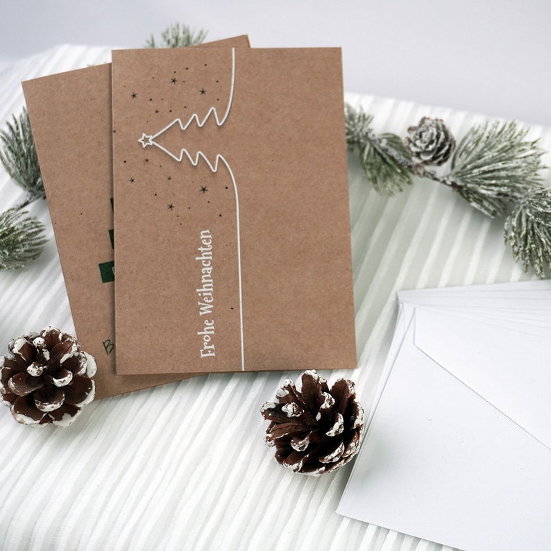 8 Weihnachtskarten im Set aus Kraftpapier mit Briefumschlägen verschiedene Motive winterliche Klappkarten zum beschriften Bild 6