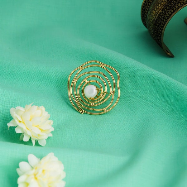 Dainty Gold Ring, Rose Ring, Floral Pearl Ring, Big Gold Flower Ring, Handmade Ring Gold, Cocktail Party Ring, Pearl Jewelry Gift for Her