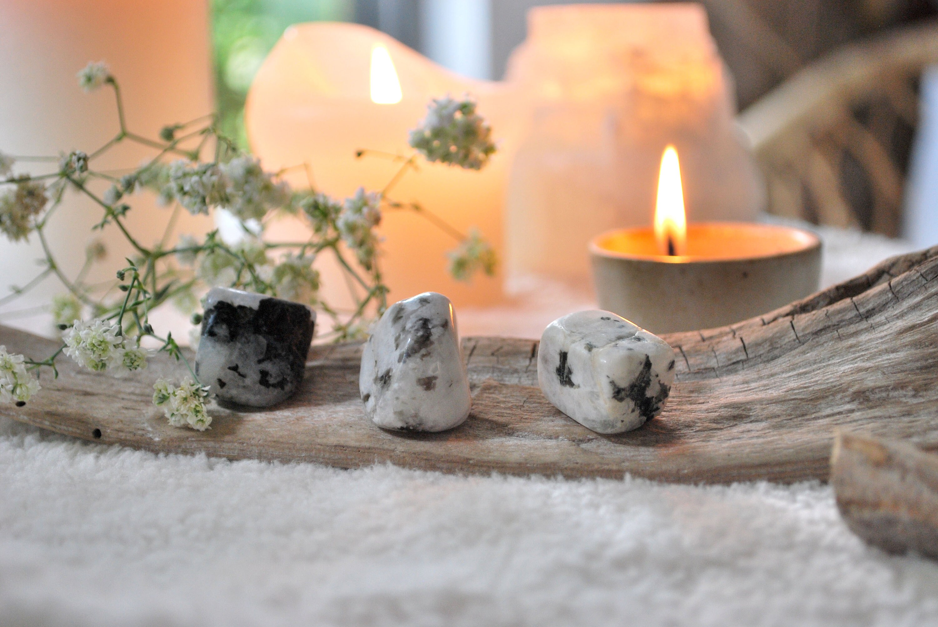 Pierre de Lune Arc-En- Ciel - Féminité & Intuition