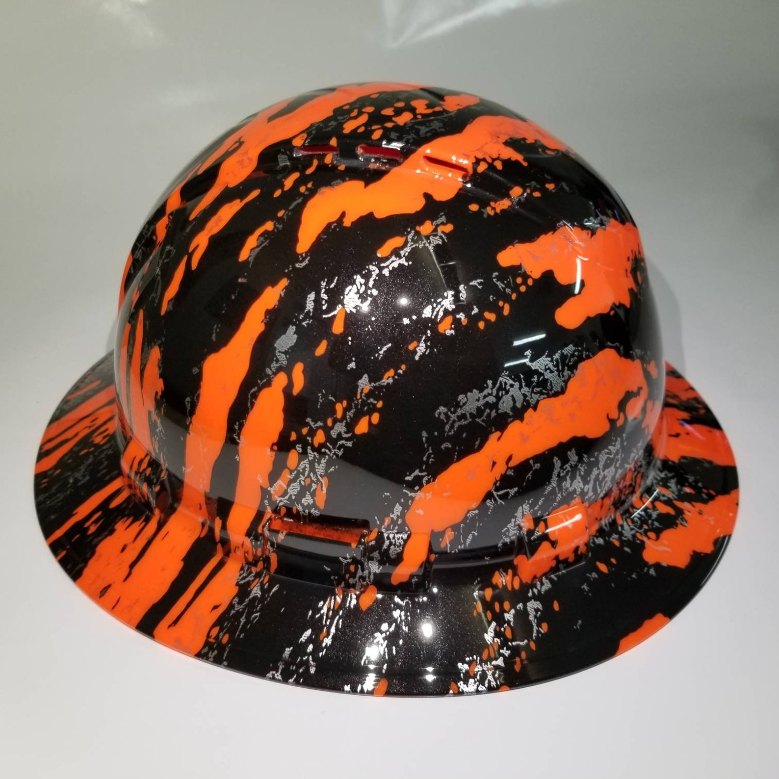 Custom Hydro-Dipped Pyramex Ridgeline Full Brim Hard Hat - War Machine Camo (Tanks, Planes, Ships) White Base, Ratchet Suspension
