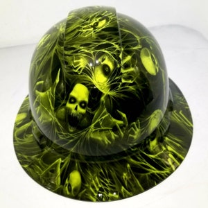 Full brim hydro dipped custom hard hat dipped in 3d spider skulls new osha approved