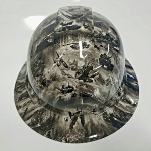Full brim hydro dipped custom hard hat in war machine camo osha approved