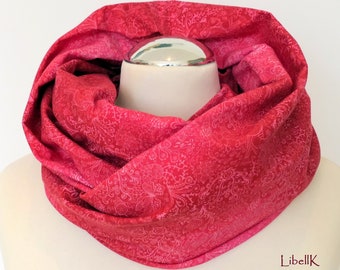 Red loop scarf made of jersey, subtle floral pattern, pink, reversible