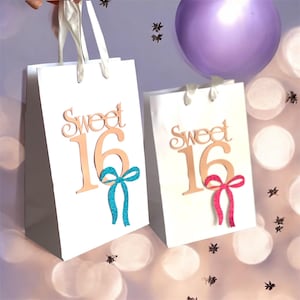 Sweet 16 Favor Bags, Sweet Sixteen, Coquette Bow Gift Bags, Party Bags for Guests, Birthday 16th, Bow Favor Bags