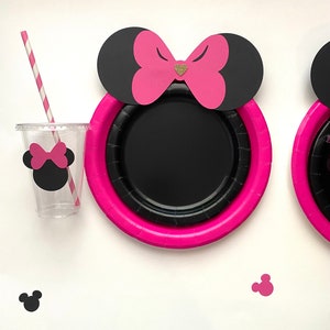Minnie Mouse paper plates, fuchsia hot pink bow, black ears, Minnie Mouse first birthday, table set, Minnie party, Minnie Mouse decoration, cups straws decor Minnie baby shower, tableware, Minnie plates, cups straws napkins wrapped utensils