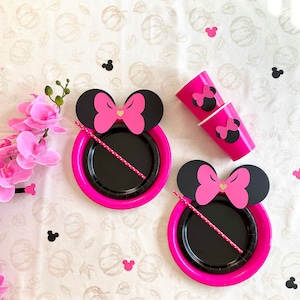 Minnie Mouse hot pink fuchsia birthday Table set, plates, cups, straws, Minnie birthday party decor, baby shower, tableware