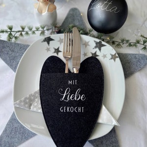 Immediately available, cutlery bag heart with loving saying made of felt