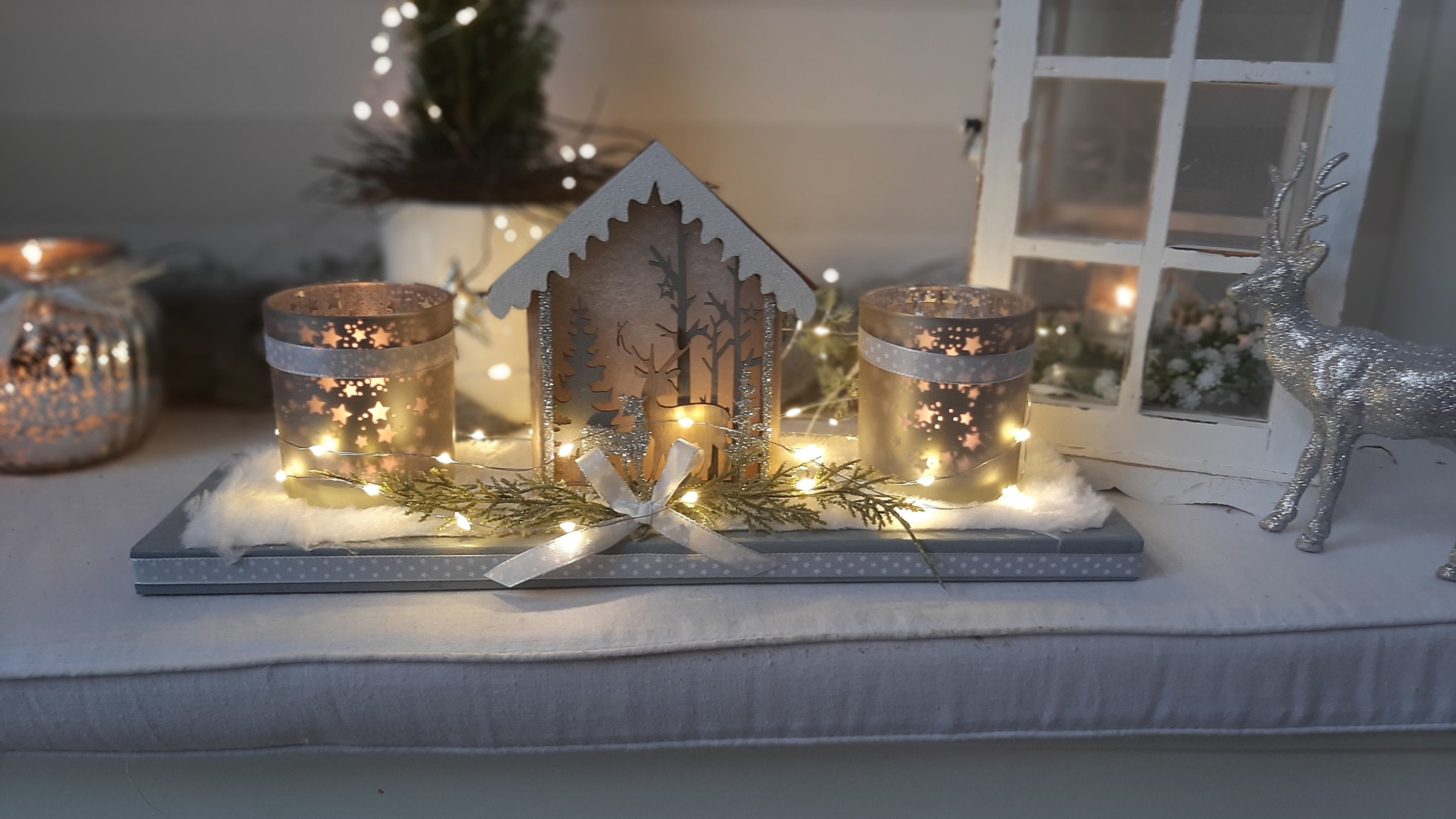 Mit TIMER LED Landhaus Winterdeko mit Windlicht, Weihnachten, Tischschmuck, Innen- und Außendeko, Geschenkidee