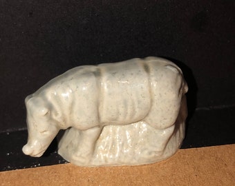 Tea rose Wade whimsy vintage figurine gray rhinoceros