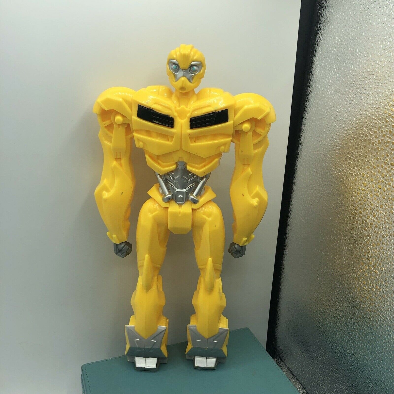 *NEW* Transformers Prime BUMBLEBEE Hasbro 2012 Action 12' Figure