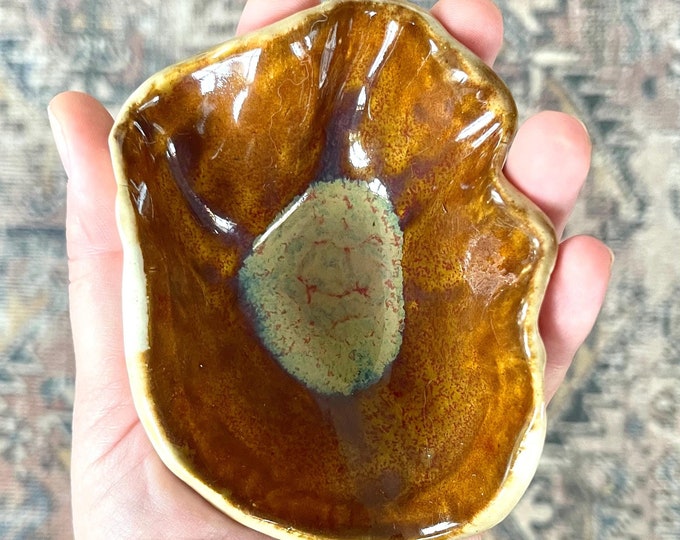 Palm Palette - scalloped pottery bowl (ceramic hand fired)