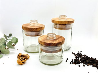 Glasbehälter aus Altglas 3-tlg. Vorratsgläser mit Holzdeckel handmade aus Weinflaschen Jar Arty Wood Top upcycled-uplifted  Gewürzgläser