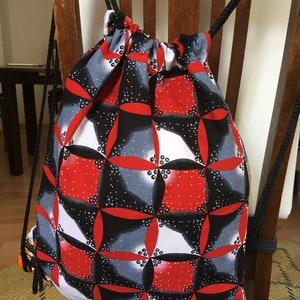Sac de sport en tissu africain, sac imprimé en cire, sac de sport unisexe, sac de natation avec doublure imperméable, taille L