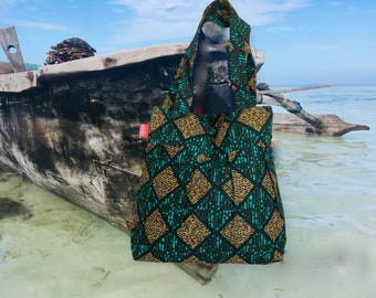 afrikanische Handtasche, Schultertasche, WaxPrint-Stoff, Stofftasche -"shapes", handgemacht in Zanzibar, Geschenk für Sie, Formen-Muster