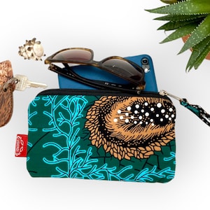 afrikanisches Fairtrade Täschchen "seaweed", Federmäppchen, Schminktasche, Afrika Print Design, Wachsdruck, Urban Jungle Stil