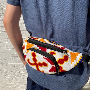 Bauchtasche gemustert mit 2 Fächern, Gürteltasche, Hüfttasche handgemacht aus Sansibar, Crossbody bag, Waistbag, Geschenk für Jung & Alt