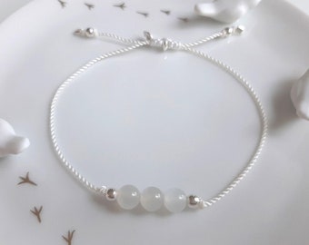 Real moonstone bracelet * Intuition femininity * June birthstone month stone * Pearl bracelet white moonstone * real moonstone jewelry