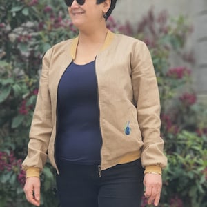 Unisex bomber jacket in 100% linen oeko tex. Summer/spring bomber. Embroidered bomber. Women&#39;s bomber. Topgun bomber. Handmade bomber. Bombers