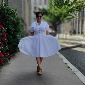Jupe blanche évasée hotsell