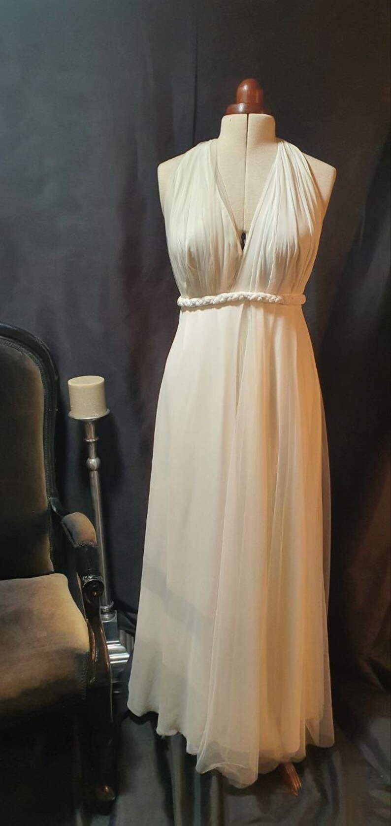 Robe de mariée, robe de fêtes, robe en mousseline et tulle blanche, robe longue dos nus grande taille. image 10