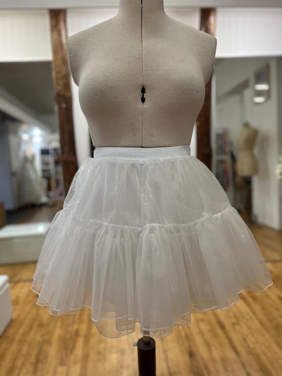 short wedding dress with petticoat Short Petticoat for Short Dresses Size 16