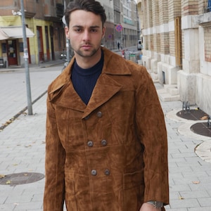 veste en daim vintage, manteau en cuir à double poitrine italienne marron des années 1990: taille large, 44 États-Unis / Royaume-Uni