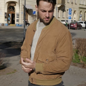 Camel Tan Suede Jacket, 1990s European Vintage Cardigan Collegiate Blouson Style Soft Leather Jacket: Size Large (42 to 44 US/UK)