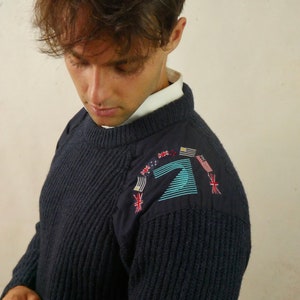 Navy Blue Crew Neck Sweater, British Vintage Military Commando Knit Pullover w Flag Patches: Size Medium (38 to 40 US/UK)