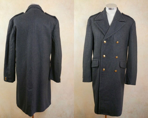 70 Years Of History: A 1952 Australian Army Officer's Greatcoat ...