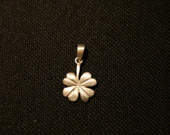 Silver cloverleaf, small, gilded