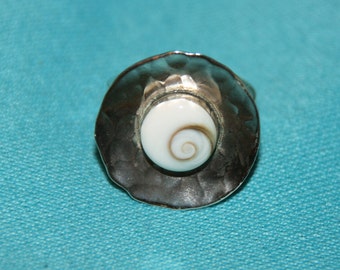 Shiva Shell ring round in 925 silver