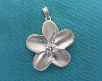 Pendant "bloom" with cubic zirconia in silver