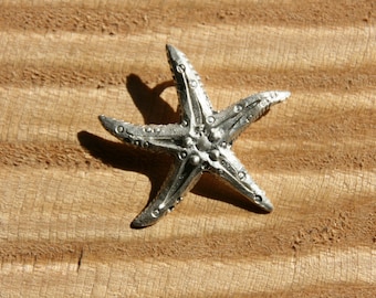 Pendant starfish made of silver, medium