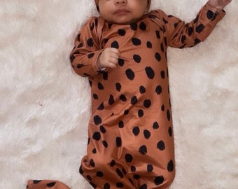 baby gown, knotted gown, tie gown with bow, safari gown, baby going home outfit girl, baby gown coming home outfit, baby gown set,western