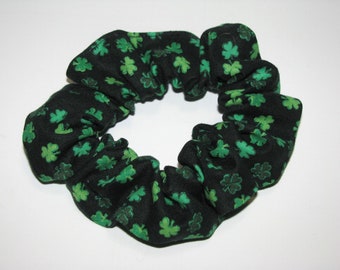ST PATRICK SCRUNCHIE | Green St Patricks Day scrunchies hair tie ponytail 4 leaf clover Irish Celtic