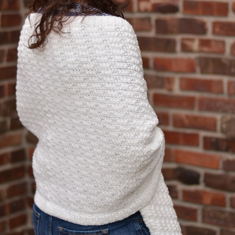 womens crochet shawl