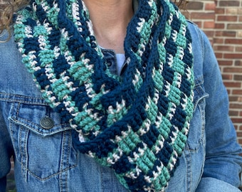 Textured Infinity Scarf Crochet Pattern – Gentle Embrace (PDF Download)