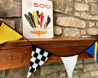 Crochet Race Flag Garland Pattern – IndyCar, NASCAR Bunting (PDF Download)