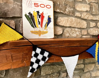 Crochet Race Flag Garland Pattern - Crochet Pattern for Race Flag Bunting - Crochet Pattern for IndyCar NASCAR Flag Pennants - PDF Download