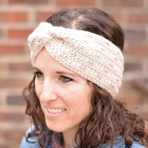 Gehaakt oorwarmerpatroon – winterhoofdband voor dames (pdf-download) afbeelding 4