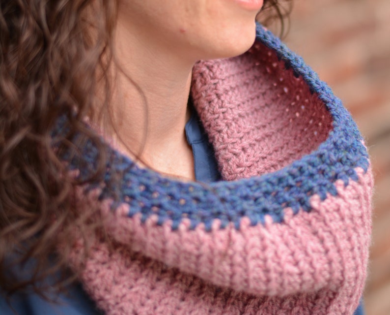 Easy Cowl Crochet Pattern for Beginners - Instant PDF Download image 3