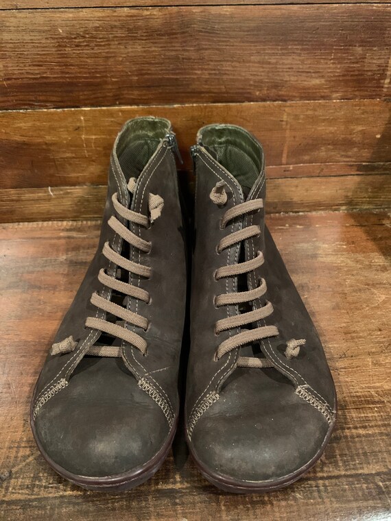 Brown leather CAMPER boots