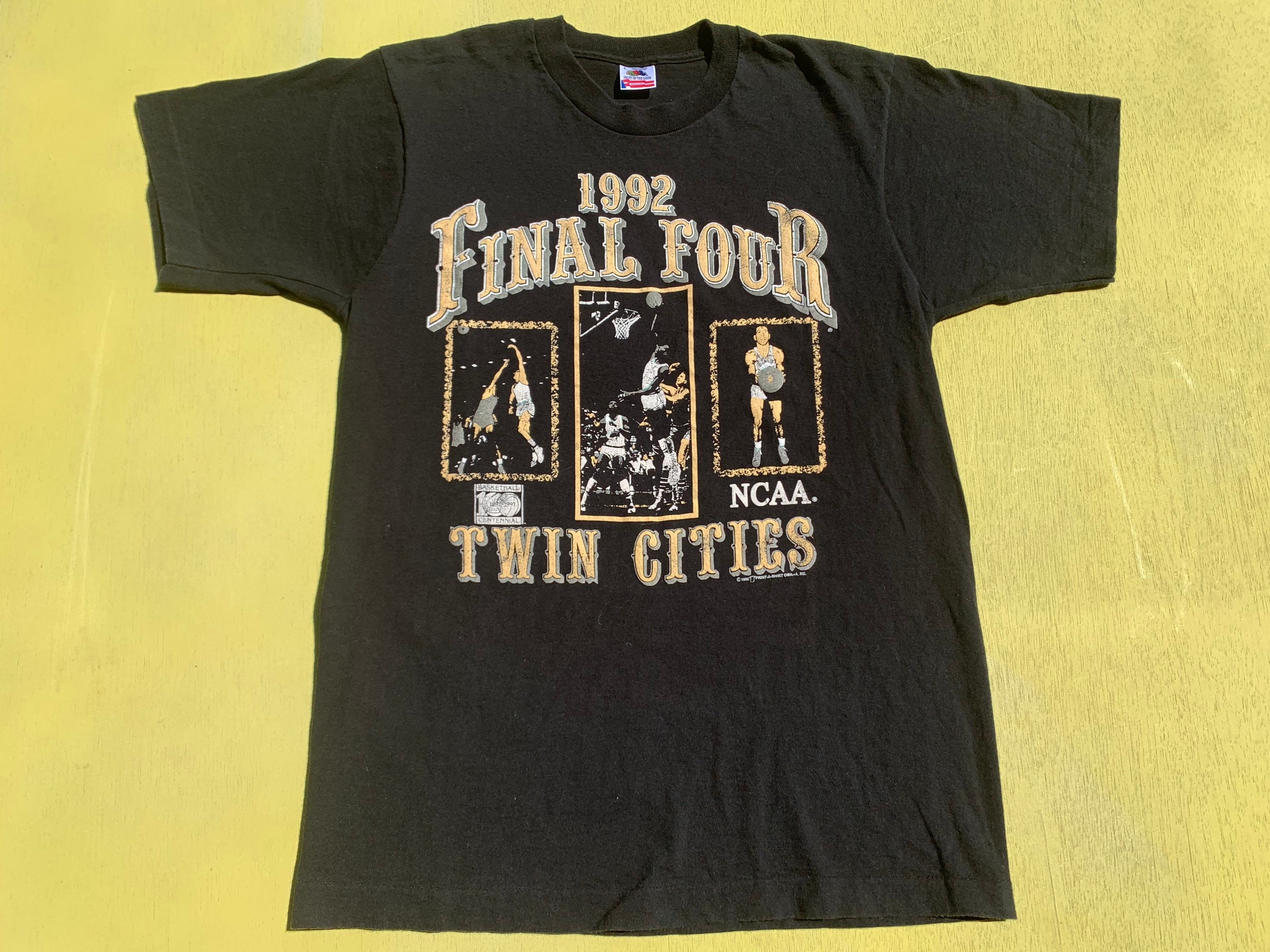 NCAA 1992 Final Four College Basketball NUTMEG T-Shirt USA Made (L