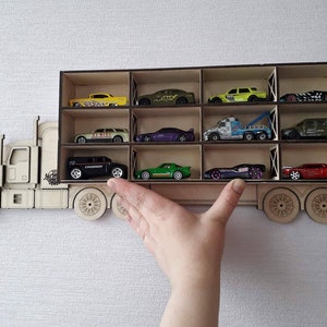 Estante para HotWheels, archivo vectorial dxf svg para corte láser CNC, versiones de madera contrachapada de 3 mm y 4 mm